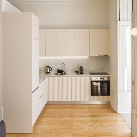 Modern Charming Loft With Balcony In Central Oporto Exterior foto