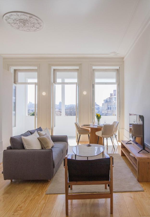 Modern Charming Loft With Balcony In Central Oporto Exterior foto